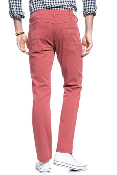 WRANGLER SPODNIE MĘSKIE GREENSBORO BRICK RED W15Q-DV-68G