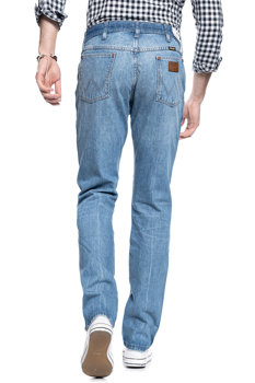 WRANGLER SPODNIE MĘSKIE GREENSBORO FADED BLUE W15QY1306