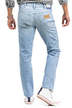 WRANGLER TEXAS MĘSKIE SPODNIE JEANSOWE JEANSY LOVESICK W121Y728Q