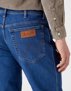 WRANGLER TEXAS TAPER MĘSKIE SPODNIE JEANSOWE REVIVAL W12TJX26Y